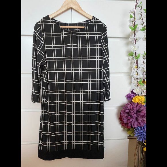 Tunic Dress - Black and White - Picture 1 of 2